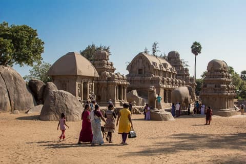 South India with Karnataka Extension, French-speaking guide, Private Tour