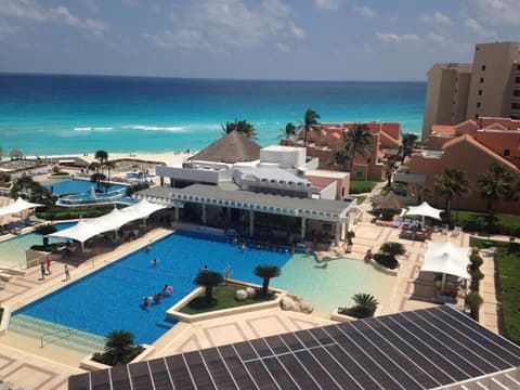 Omni Cancun Hotel, 