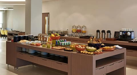 Regency Barra Hotel, 