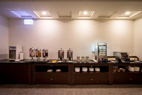 Regal International Hotel, 