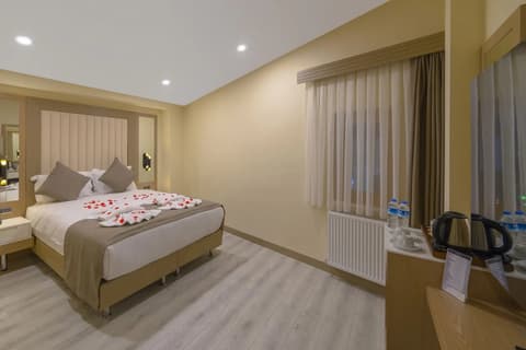 Brako Hotel, 
