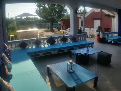 The Lazy Monkey Hostel, 