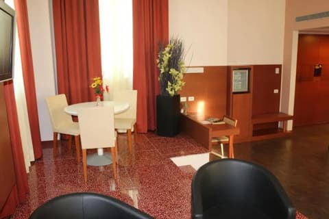 Bella Italia Palace Hotel, 