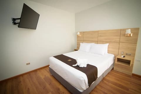 HOTEL PIEDRA SANTA - Moquegua, 