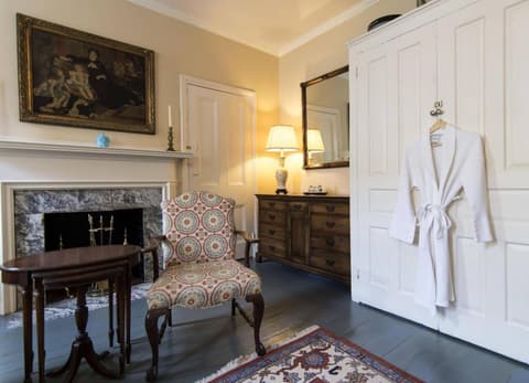 La Reserve Bed & Breakfast, 