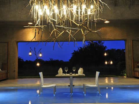 Sabi Sabi Earth Lodge, 