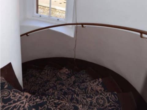 Cathedral House Hotel, 