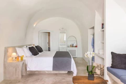 Alta Mare By Andronis, 