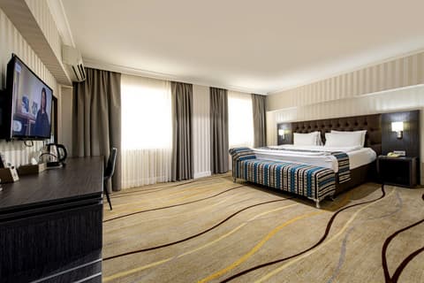 Shymkent Grand Hotel, 