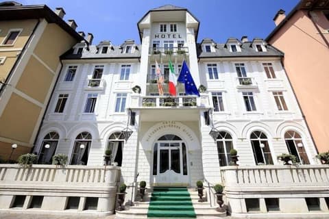 HOTEL CROCE BIANCA, 