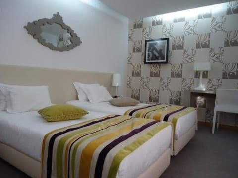 PAREDES DESIGN HOTEL, 