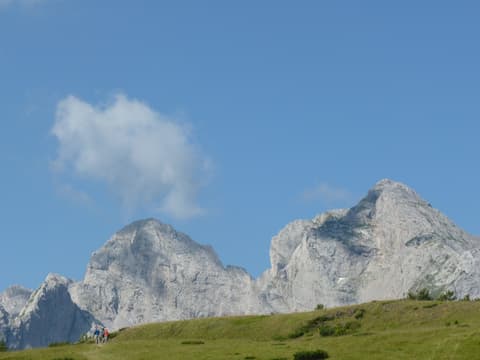 Conquer the Emperor of Mountains