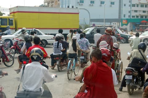 Tonle Sap Half Loop via Sambor 2026_Upgrade Hotels (SIC) - 7 Nights with Rolous, Tonle Sap Lake & Kulen Park