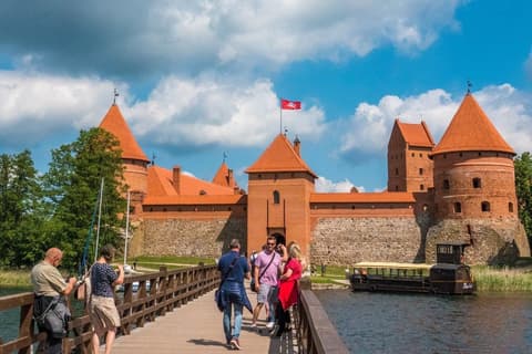 Baltic Express tour (EN, ES, IT)