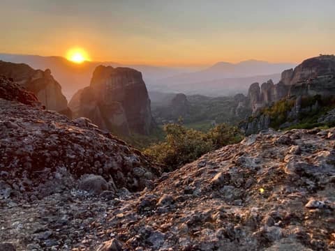 Athens & 2 days Delphi Meteora