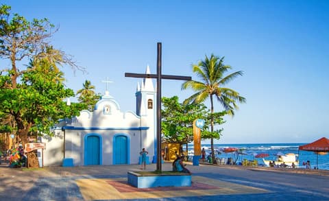 Salvador y Sus Encantos