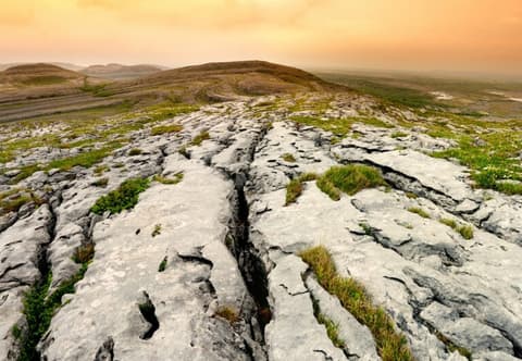 Leyendas Celtas: Irlanda y Escocia entre Acantilados y Castillos