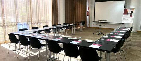 Rafaelhoteles Pirámides, 