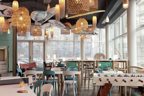 Hampton by Hilton Paris Clichy, HOTEL