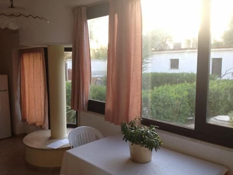 Sunset Beach, GENERAL