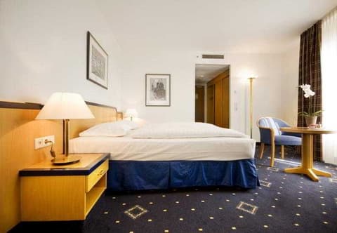 Holiday Inn Hamburg, ROOM