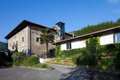 Arcos de Quejana, HOTEL