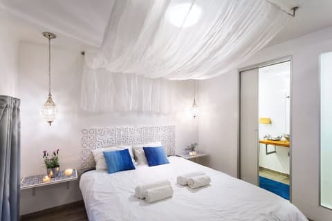 Green Dream Apartment, 