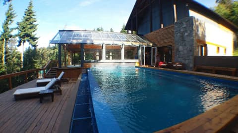 Residencia Pioneros, POOL