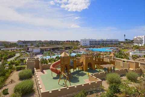 Sol Dunas Family Fun, INTERESTING