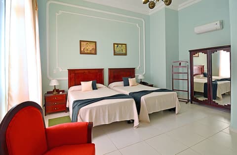 Santa Maria by Mystique, ROOM