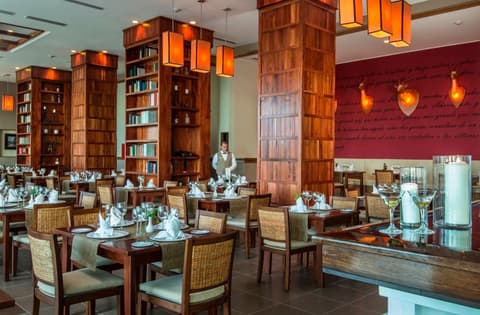 Marina Varadero, RESTAURANT