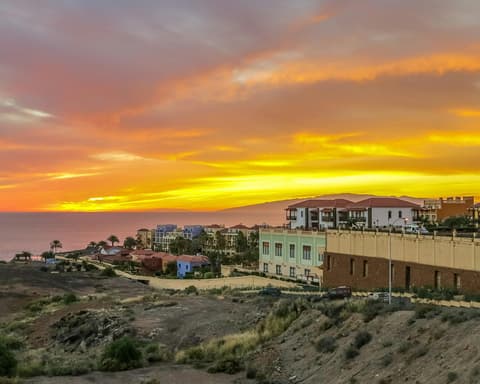 Tenerife: mare e sole a Capodanno