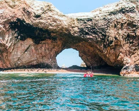 Perú por mar y tierra