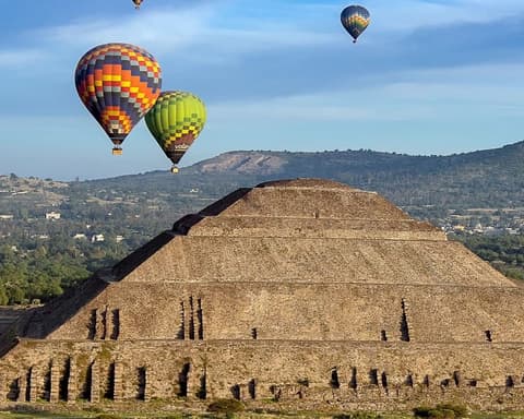TRAS LOS PASOS DE LA GUADALUPANA