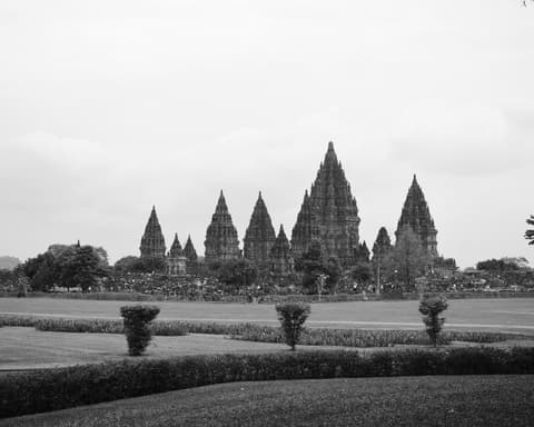 Private Kurztour "Höhepunkte Zentraljavas"