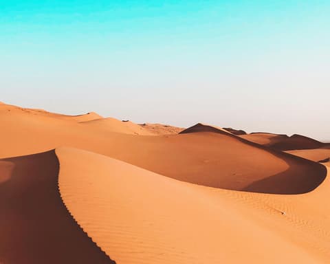 Private Kurztour "Magie der Wüste: Wahiba Sands Camp"