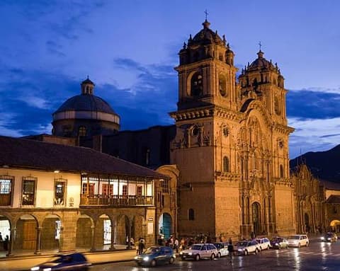 AVENTURA DE COLORES, VINICUNCA Y HUMANTAY (Económico) | 5D-4N