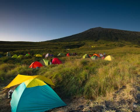 Private Kurztour "Senaru Kraterrand Trekking" (Lombok)