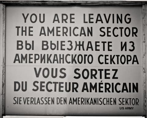 EXPLORE Berlino Street Photography