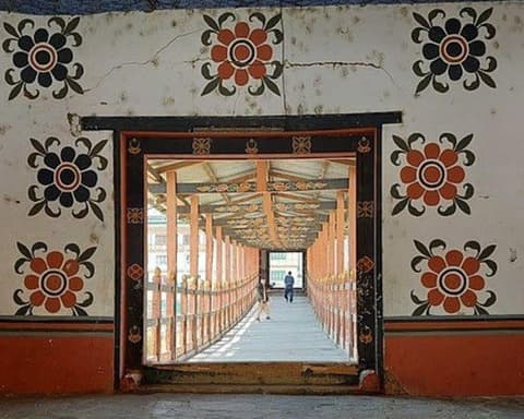 EXPLORE BHUTAN Grantour con Festival di Paro