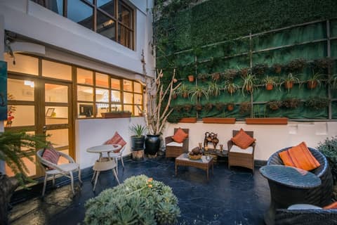 Intiwatana Hotel Boutique, Garden