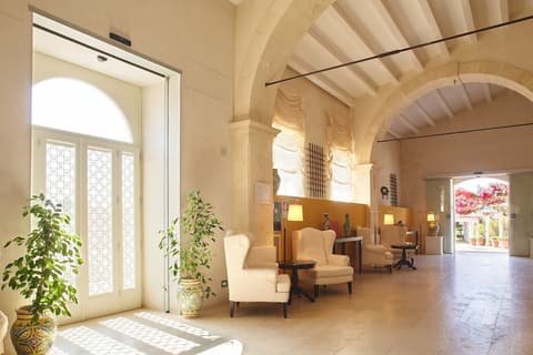Borgo di Luce - I Monasteri Golf Resort & SPA, Interior Entrance