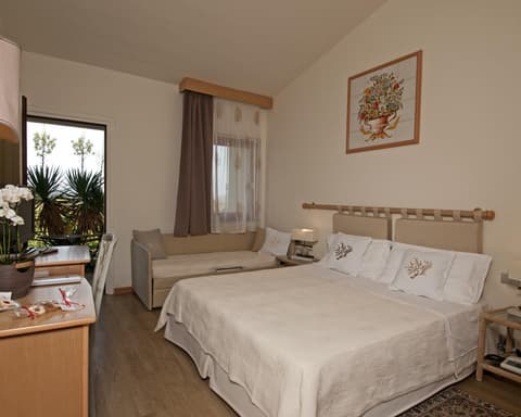 AmareGold Hotel Palau, 