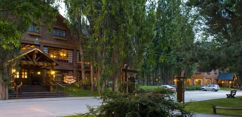 Hotel Posada Los Alamos, RV or Truck Parking