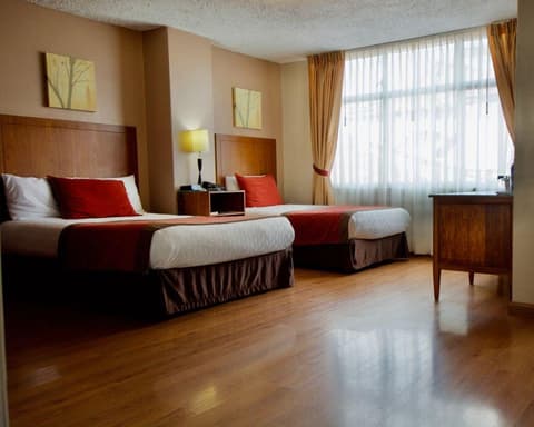 HOTEL SANTA MÓNICA , 