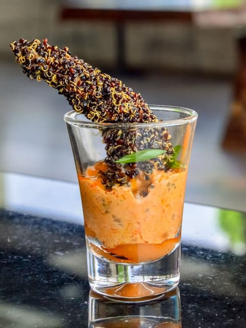 Hotel Mitru Sur, Comida y bebida