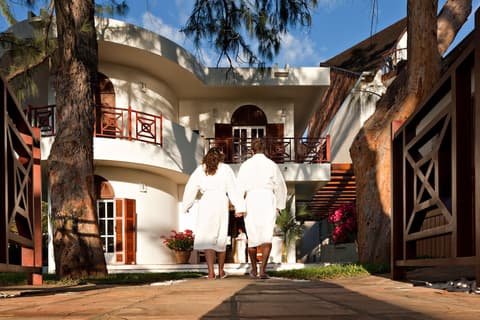 Le Saint Alexis, Spa