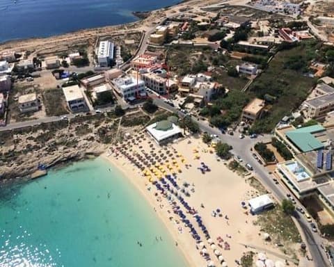 Hotel Il Faro Della Guitgia Tommasino, 