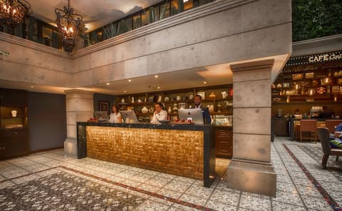 Zócalo Central, Reception