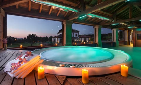 Izan Puerta de Gredos, PIS